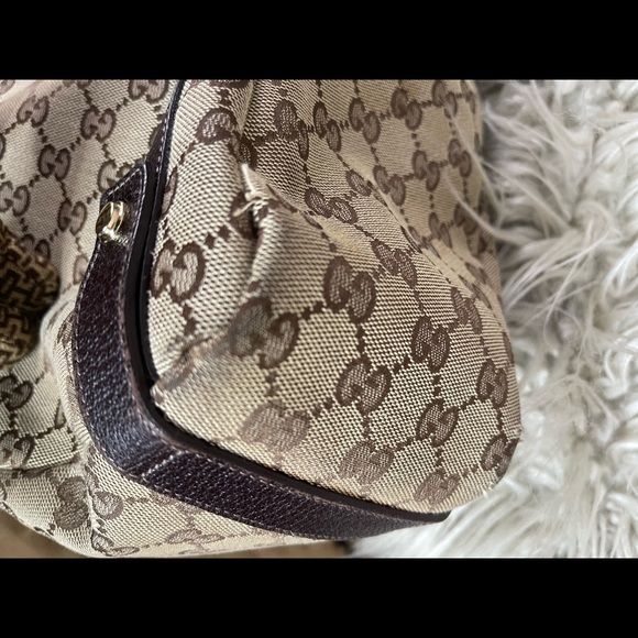 Authentic GG Gucci Canvas Abbey Tote - Picture 11 of 16
